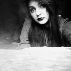 Meet your Posher, Mandy